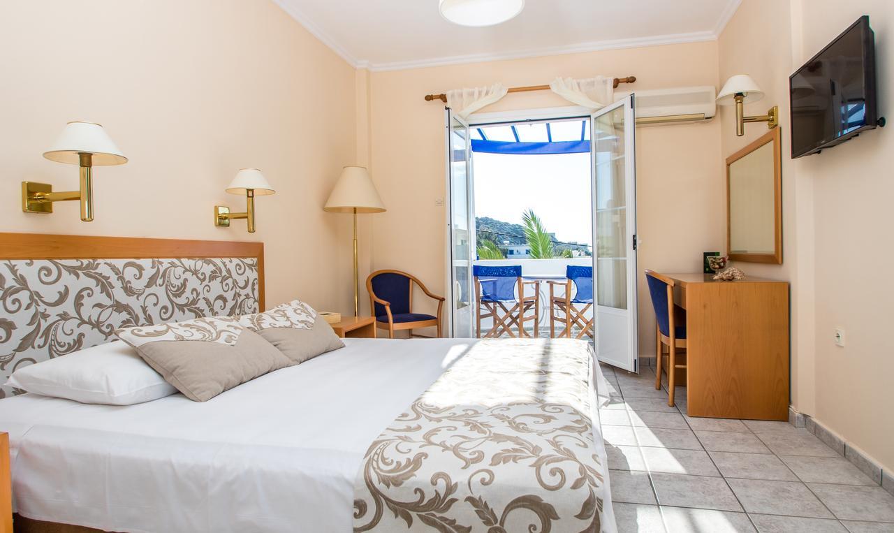 Syros Atlantis Hotel Vari  Exterior photo