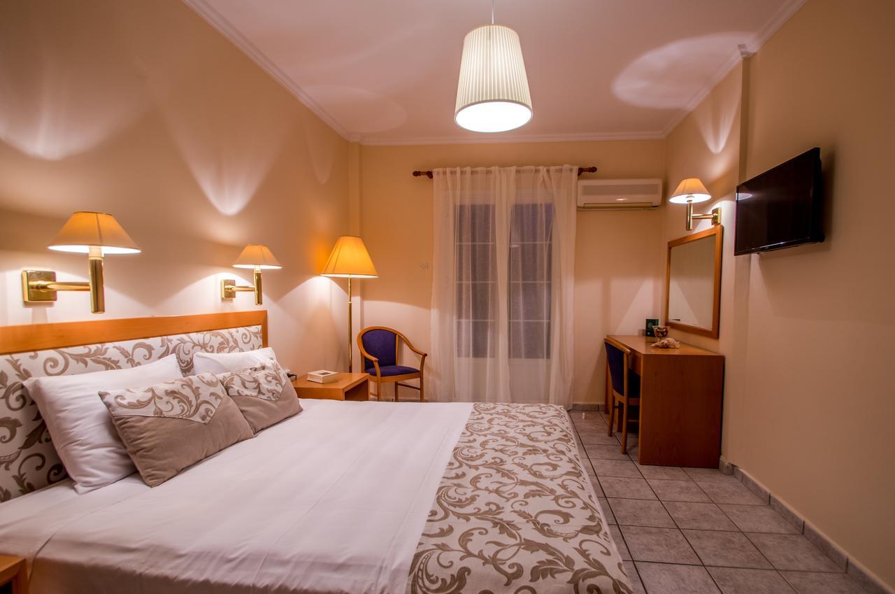 Syros Atlantis Hotel Vari  Exterior photo